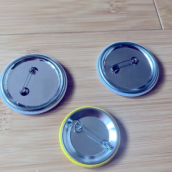 3Pcs Button Pins - Picture 3 of 3